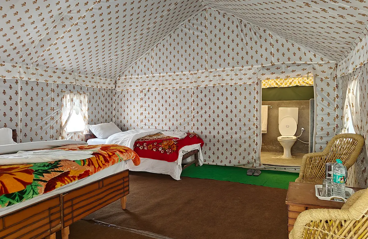 executive-swiss-tent-with-extra-bed-in-chitkul