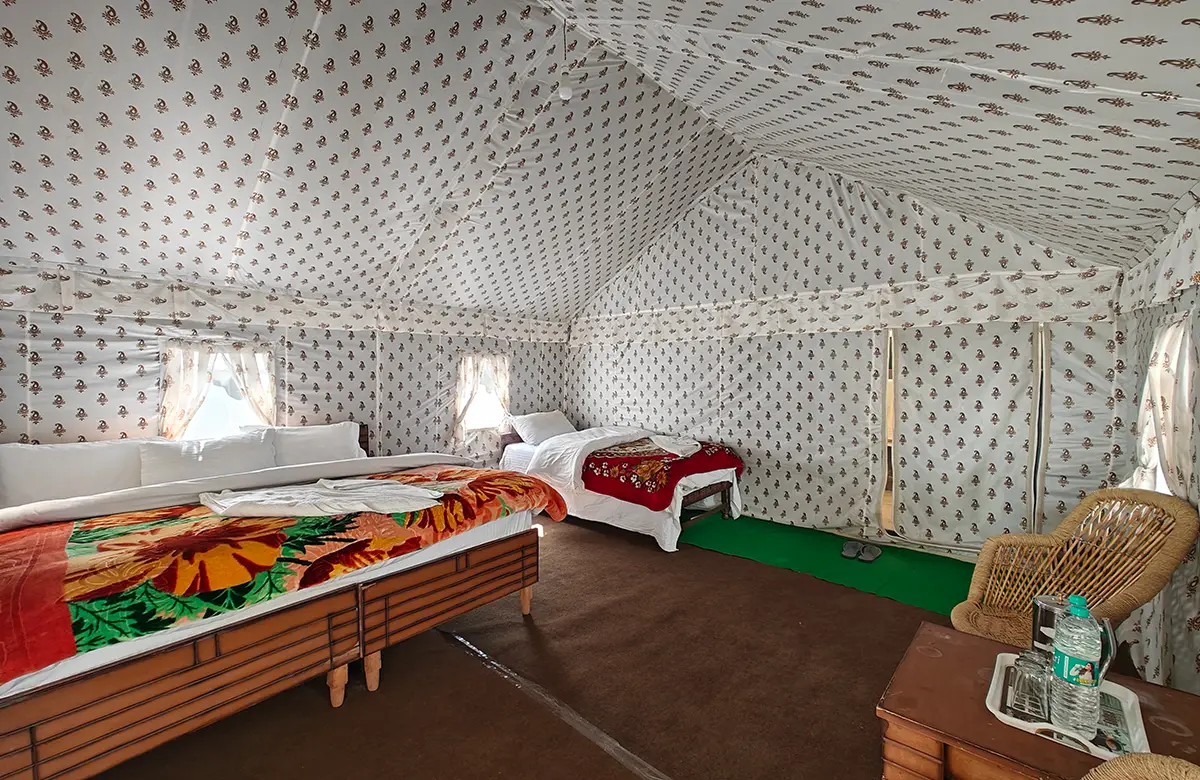 triple-sharing-deluxe-swiss-tent-chitkul